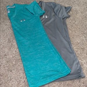 UA heat gear T-shirts